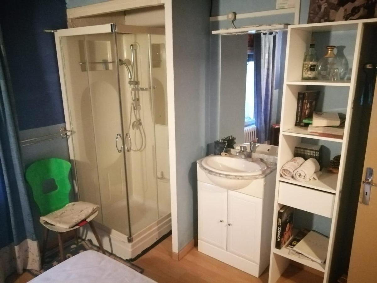 Les Toiles Filantes Hostel Empurany Ngoại thất bức ảnh